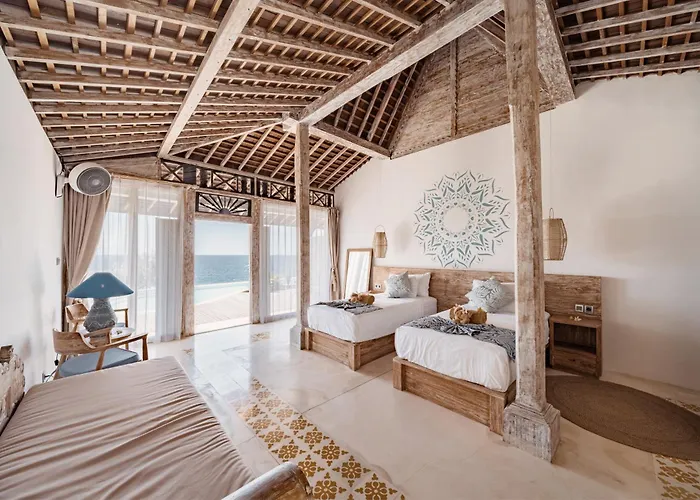 Dolce Nusa Penida Villa